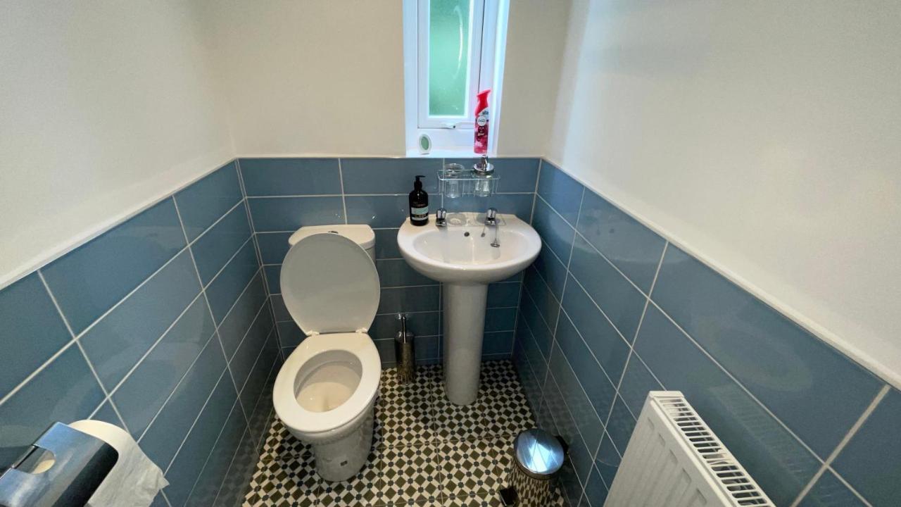 Anfield Place To Stay ลิเวอร์พูล ภายนอก รูปภาพ