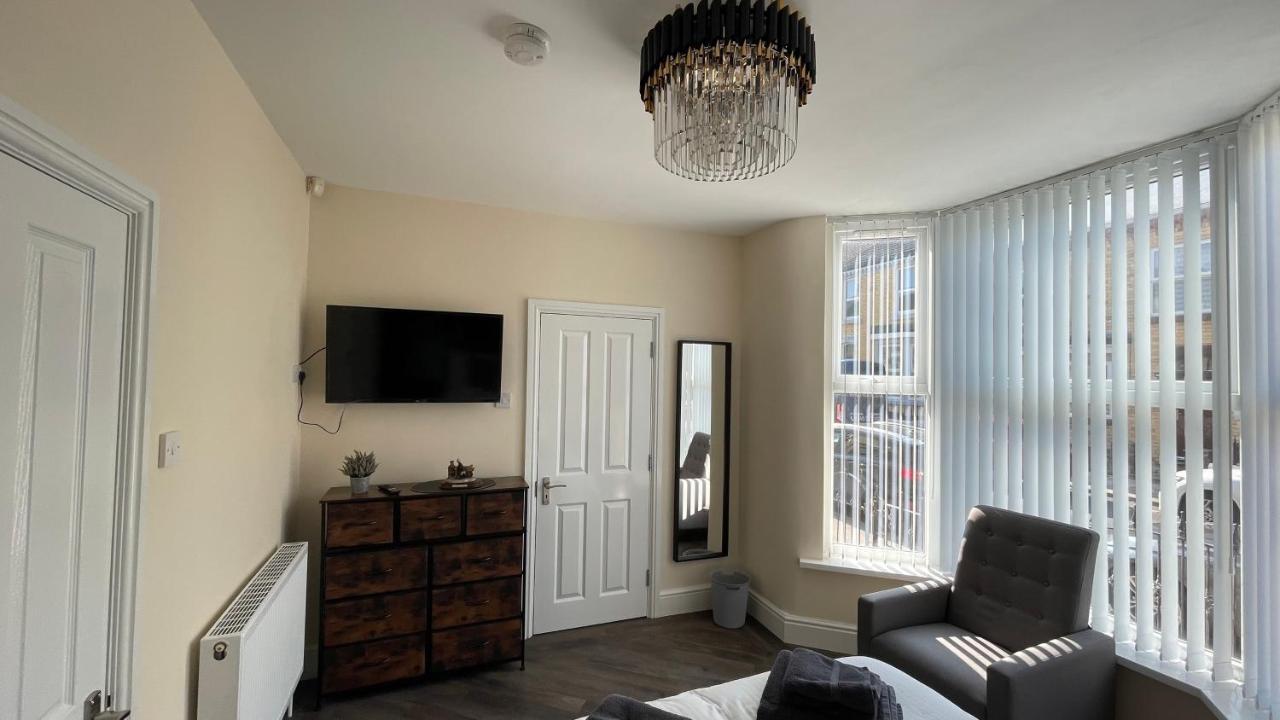 Anfield Place To Stay ลิเวอร์พูล ภายนอก รูปภาพ