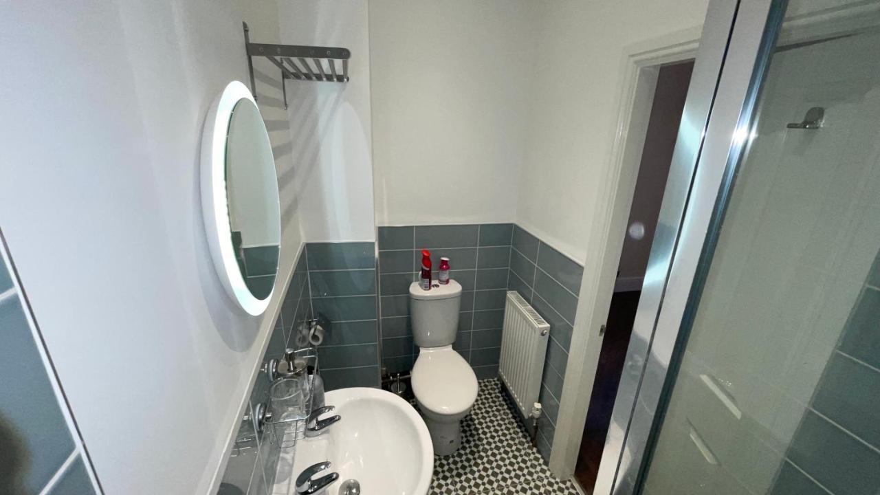 Anfield Place To Stay ลิเวอร์พูล ภายนอก รูปภาพ