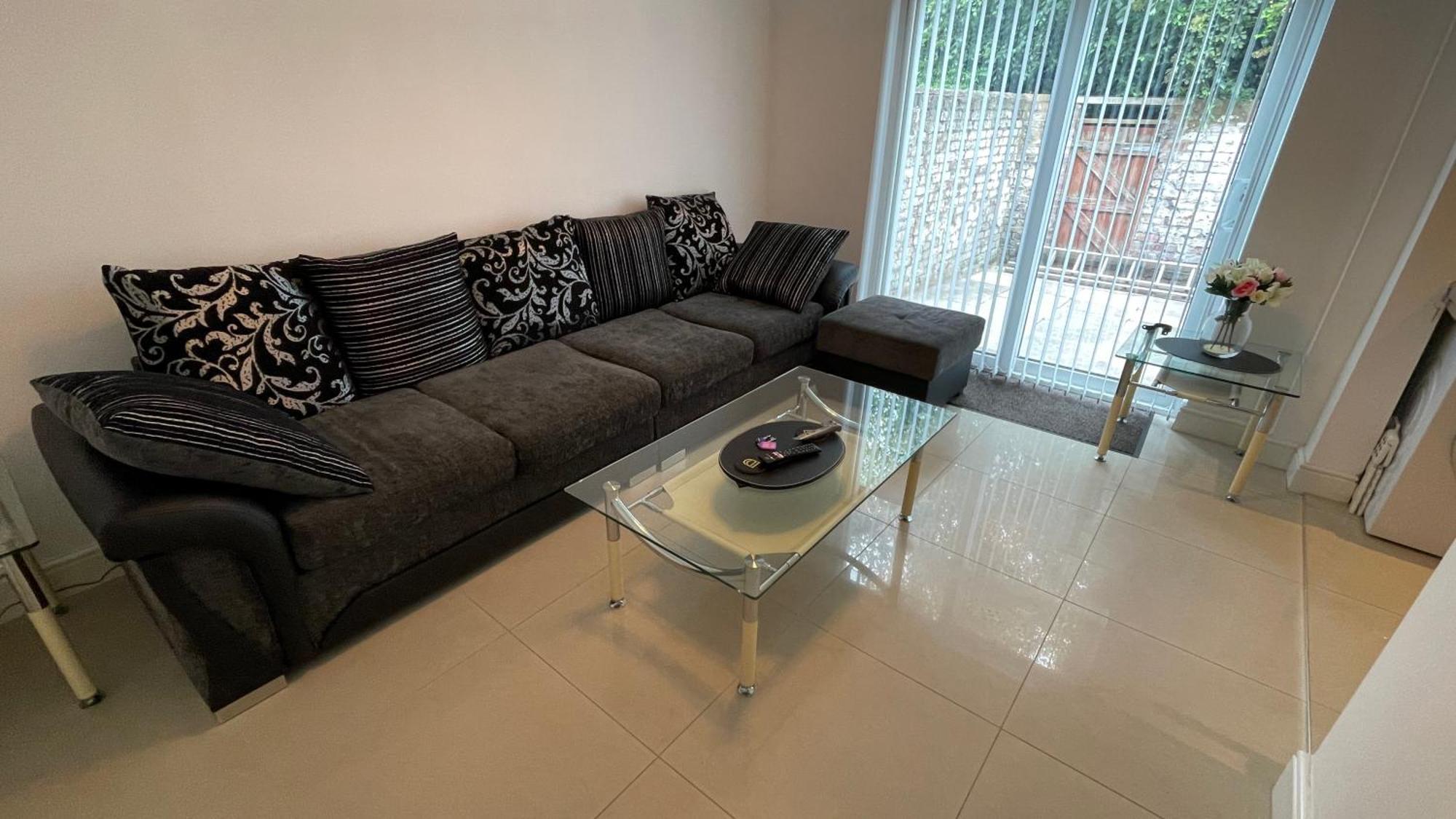 Anfield Place To Stay ลิเวอร์พูล ภายนอก รูปภาพ